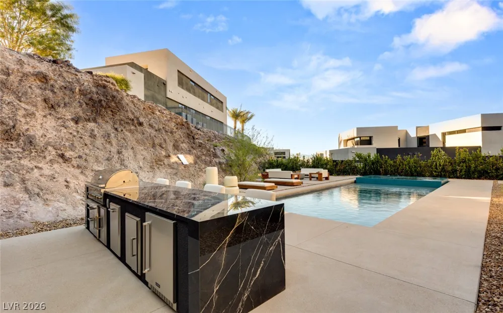 625 Sleeping Dragon Drive Henderson, NV 89012