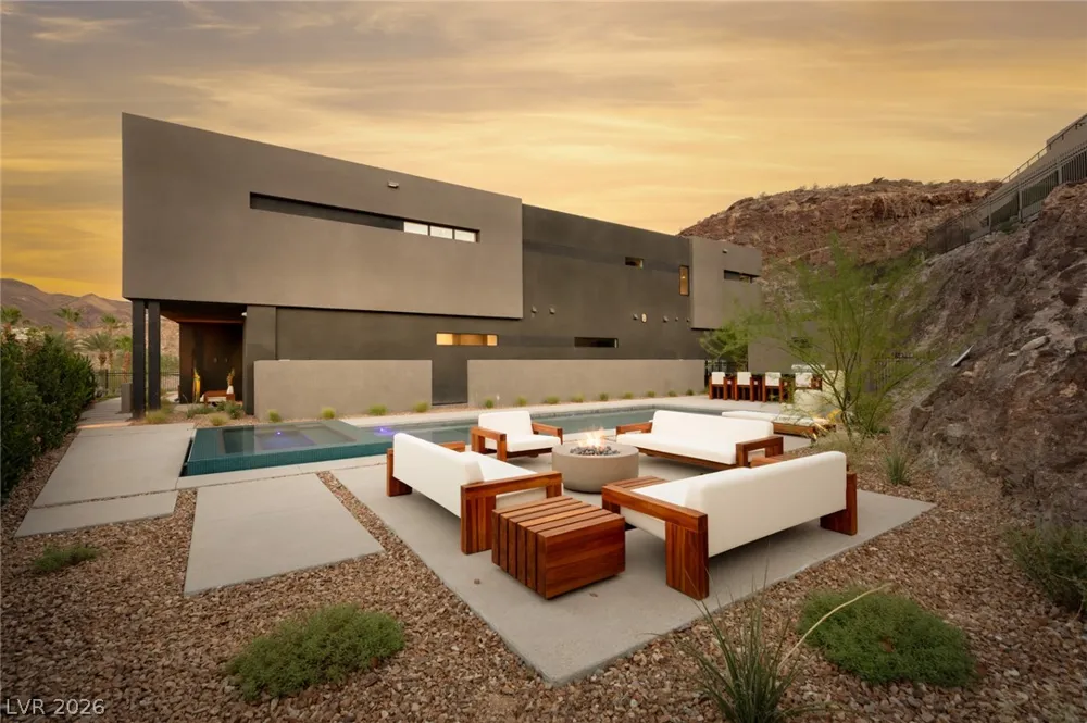 625 Sleeping Dragon Drive Henderson, NV 89012