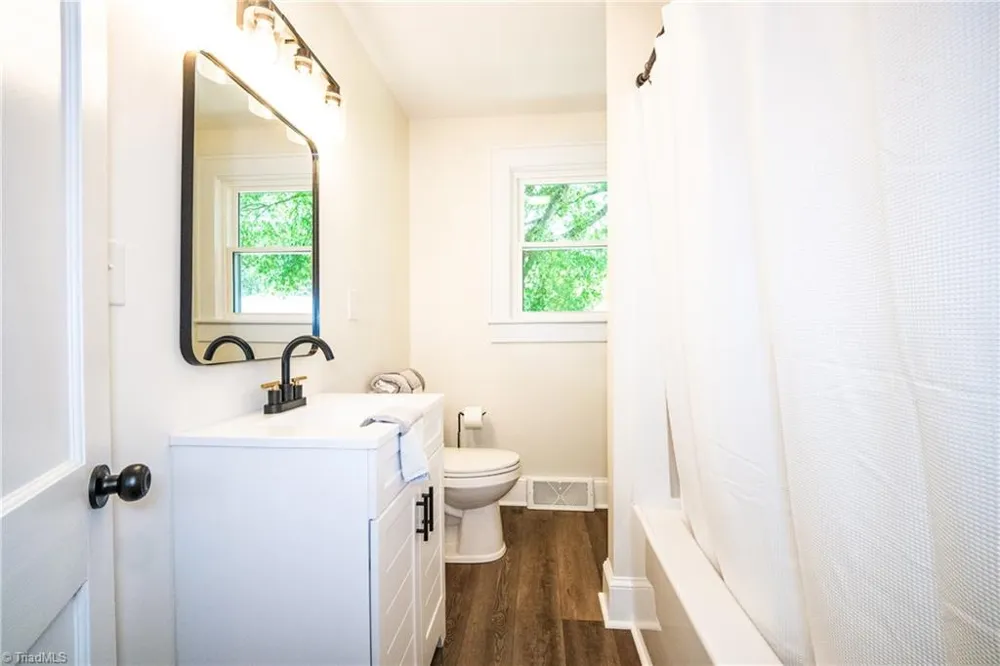 1224 Glenwood Avenue Salisbury, NC 28146