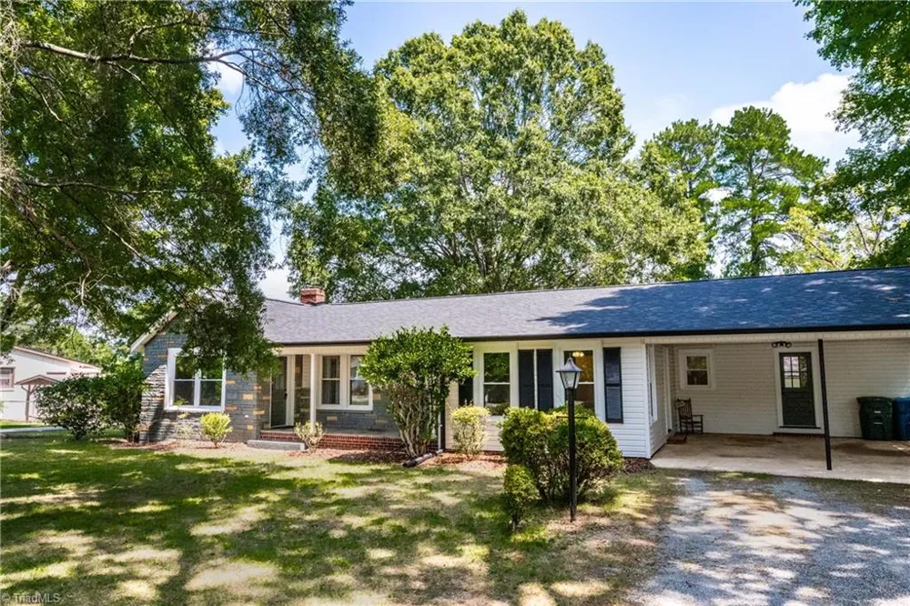 1224 Glenwood Avenue Salisbury, NC 28146