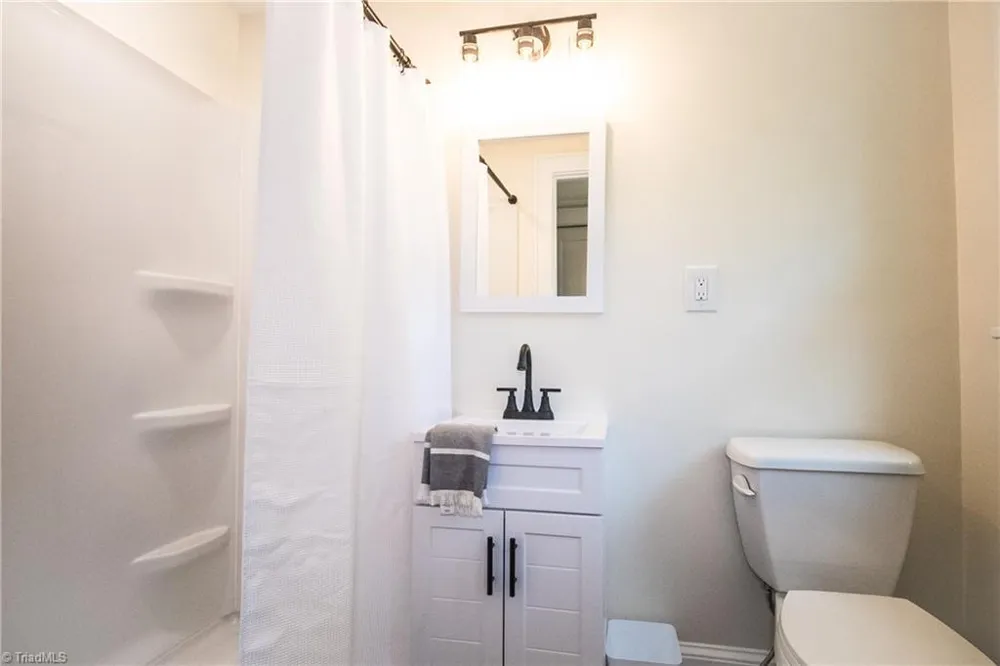 1224 Glenwood Avenue Salisbury, NC 28146