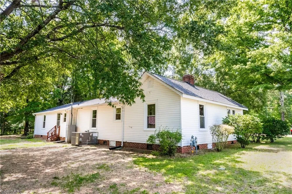 1224 Glenwood Avenue Salisbury, NC 28146