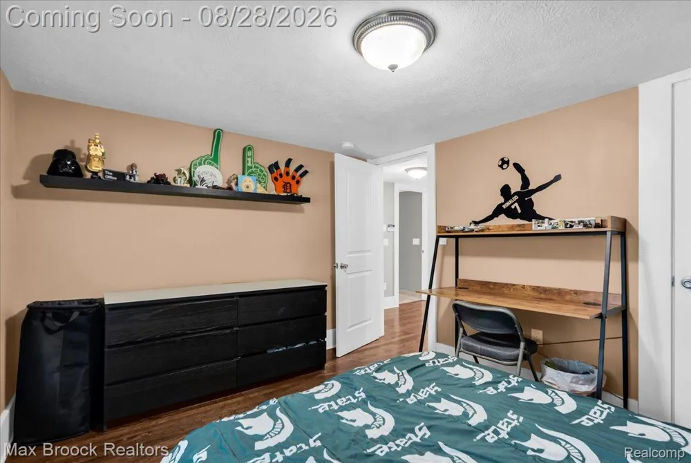 118 Rhode Island Avenue Royal Oak City, MI 48067