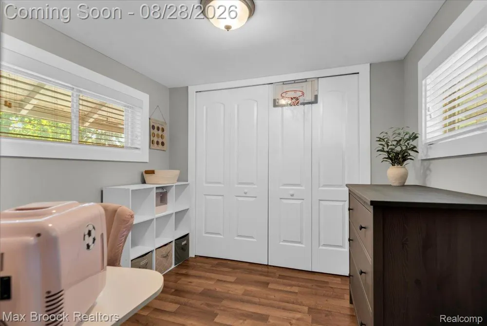 118 Rhode Island Avenue Royal Oak City, MI 48067