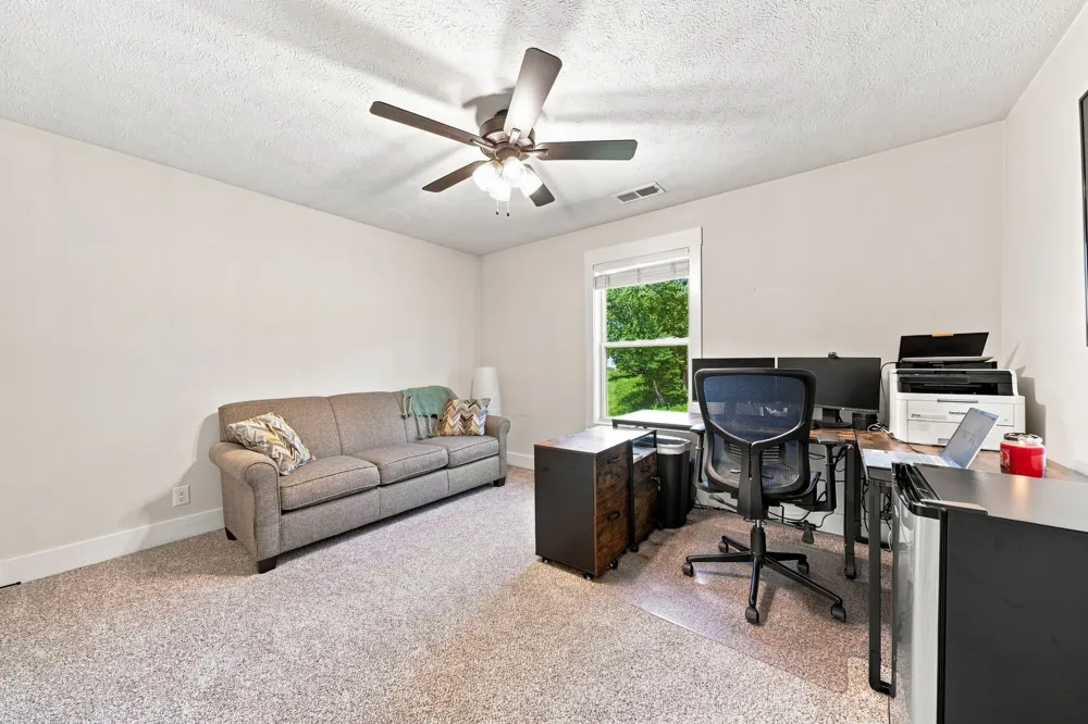 1738 Oak Forest Dr Clarksville, TN 37043