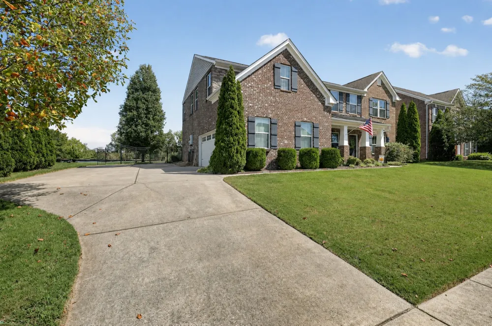 1309 Muirwood Blvd Murfreesboro, TN 37128