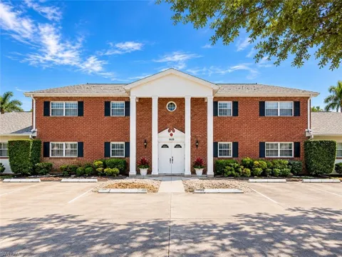 1356 Myerlee Country Club Boulevard #3