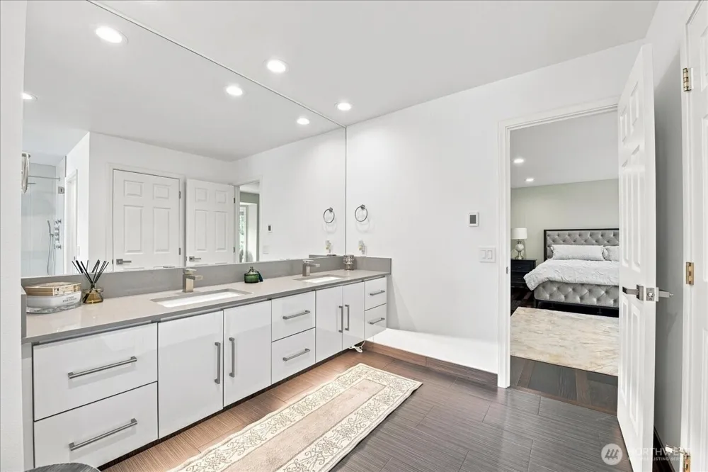 7525 120th Place SE Newcastle, WA 98056