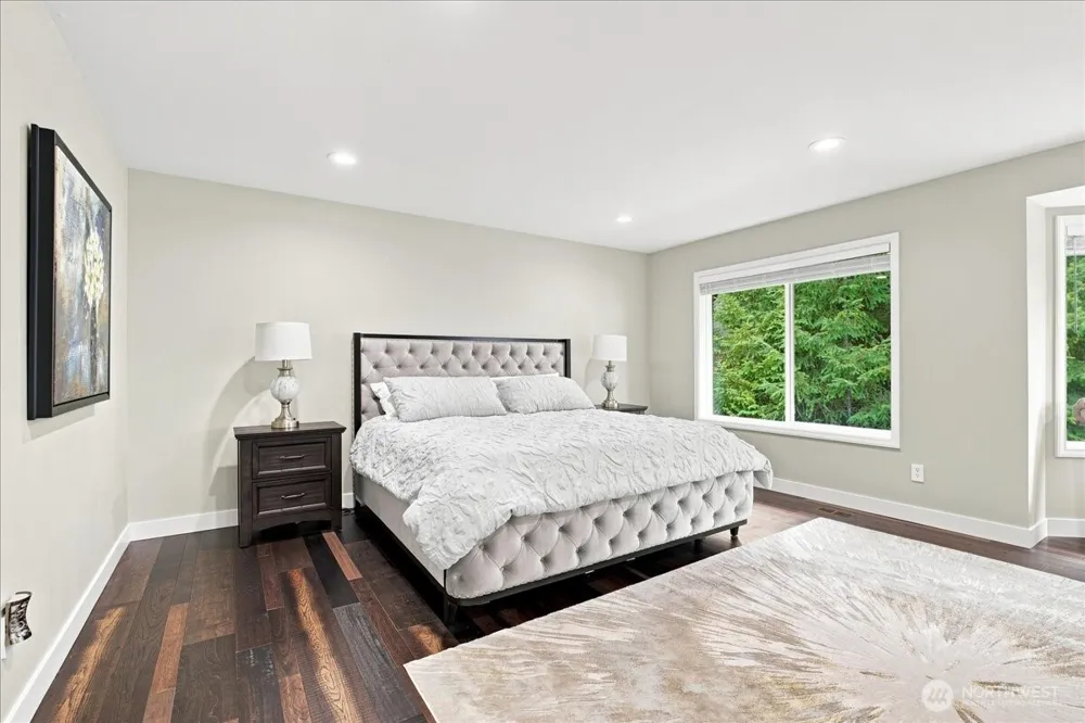 7525 120th Place SE Newcastle, WA 98056