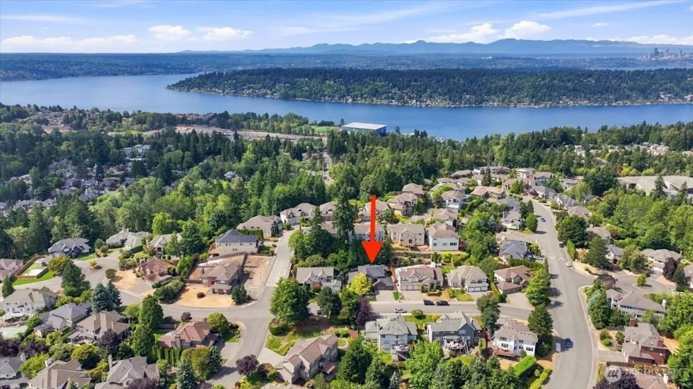 7525 120th Place SE Newcastle, WA 98056