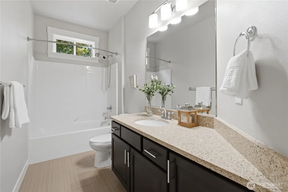 2156 NW Harmony Wy Issaquah, WA 98027
