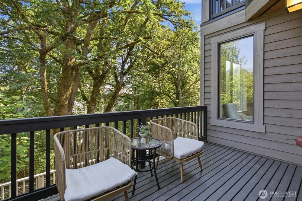 2156 NW Harmony Wy Issaquah, WA 98027