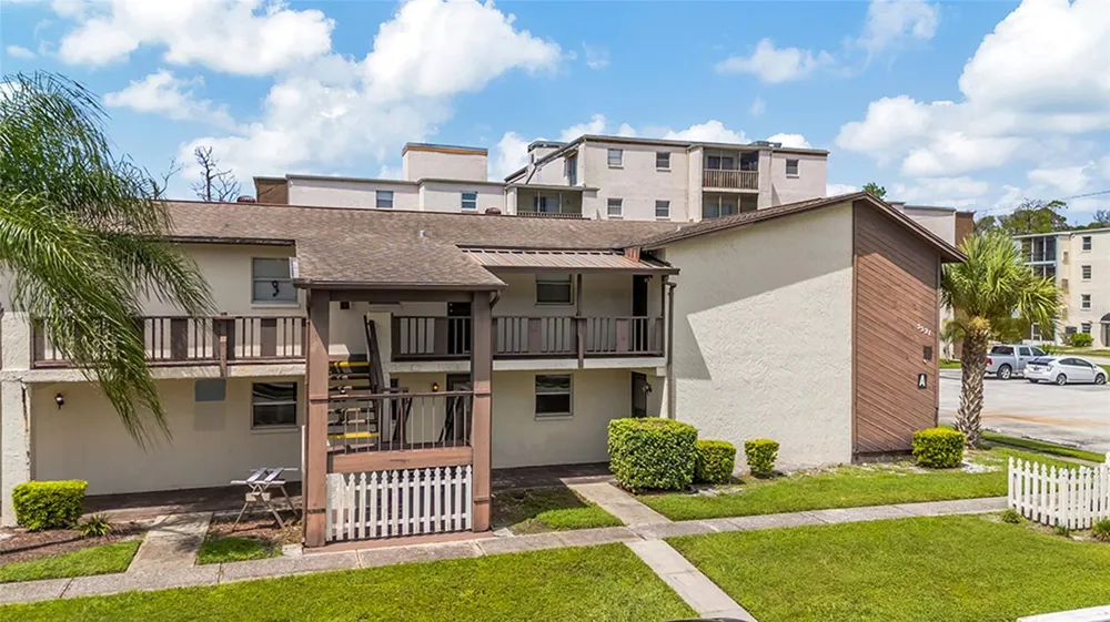 5521 BAY BOULEVARD #104 Port Richey, FL 34668