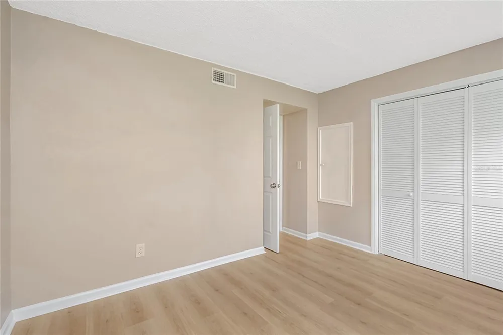 5521 BAY BOULEVARD #104 Port Richey, FL 34668