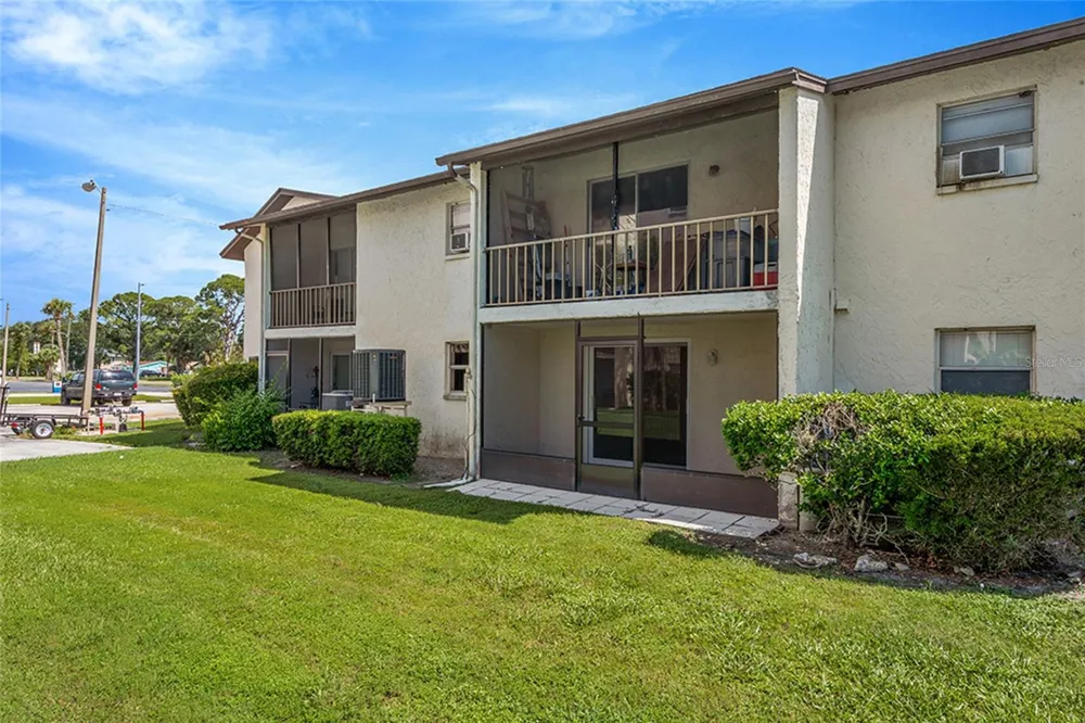 5521 BAY BOULEVARD #104 Port Richey, FL 34668