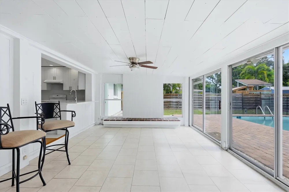 2151 EUCLID TERRACE Sarasota, FL 34239