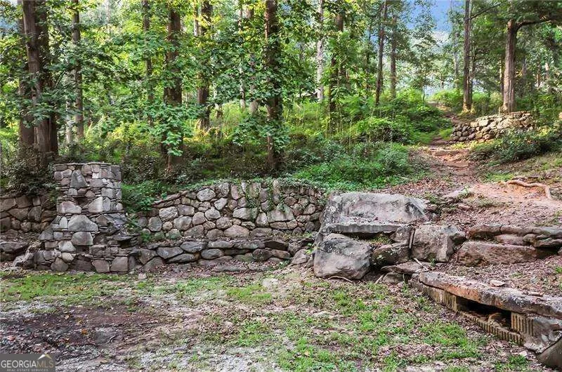 175 Forrest Lake DR Sandy Springs, GA 30327