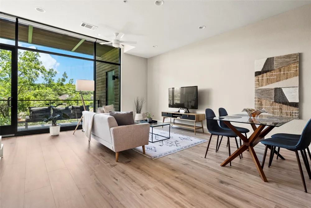 1101 Ivean Pearson Road #203 Lago Vista, TX 78645