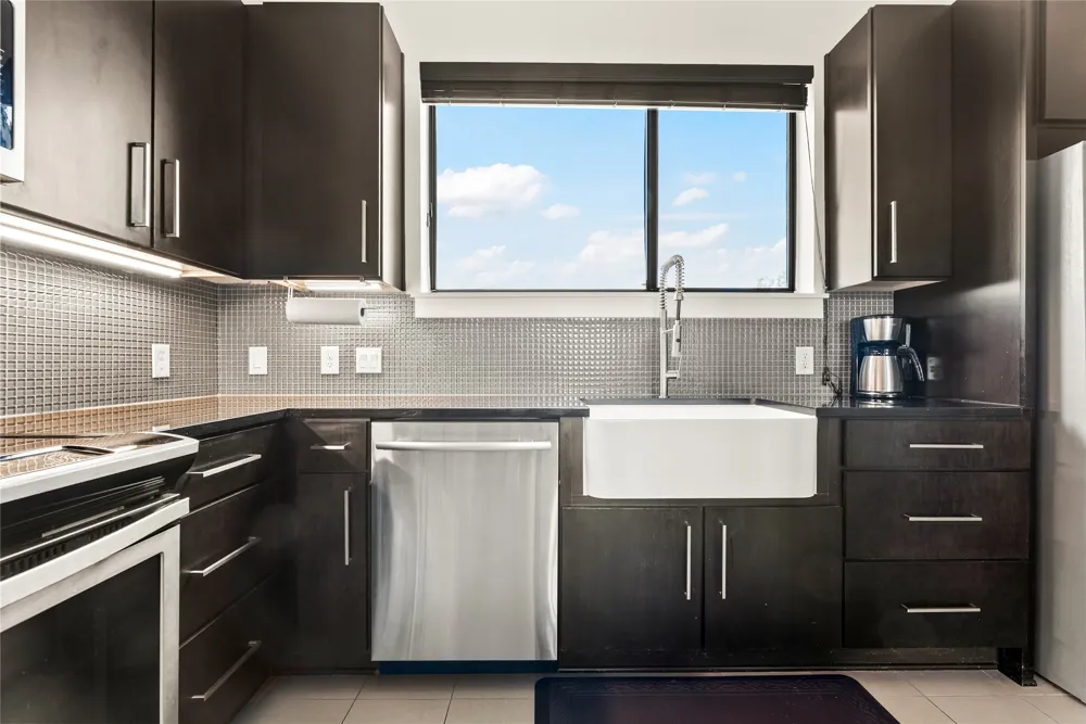 1101 Ivean Pearson Road #203 Lago Vista, TX 78645