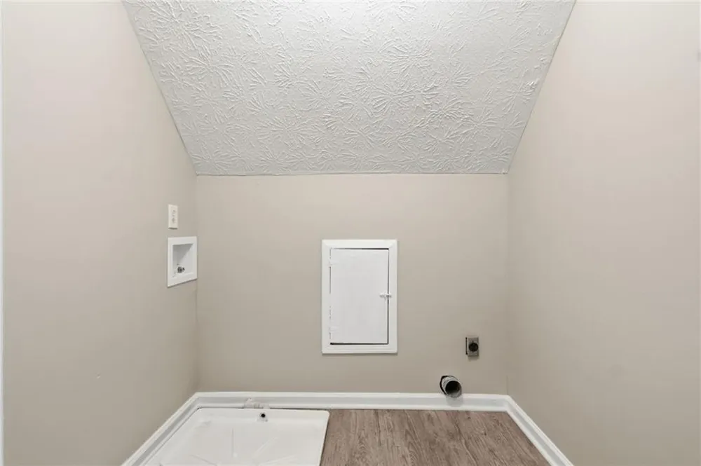 2870 Spring Ridge Circle Snellville, GA 30039
