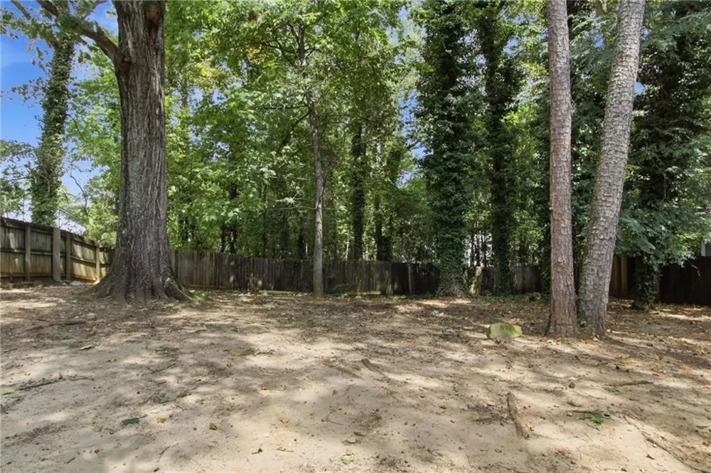 2870 Spring Ridge Circle Snellville, GA 30039