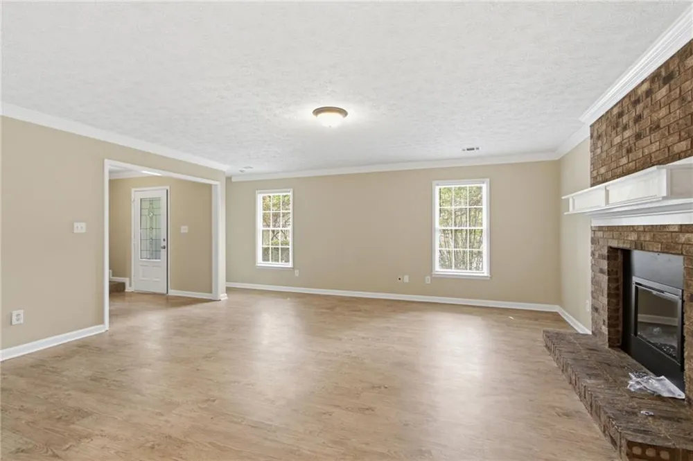 2870 Spring Ridge Circle Snellville, GA 30039