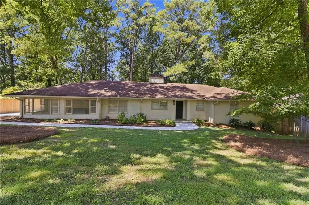 6748 Brandon Mill Road Sandy Springs, GA 30328