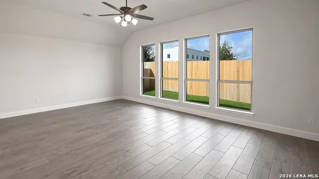 144 KRUEGER WAY Cibolo, TX 78108