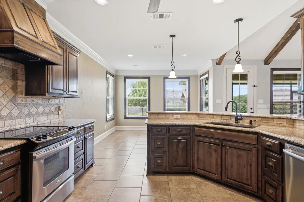 295 Kwando Lane Bullard, TX 75757