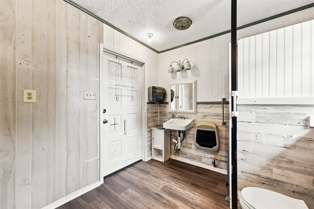 664 Woodard Lane Bruceville, TX 76630