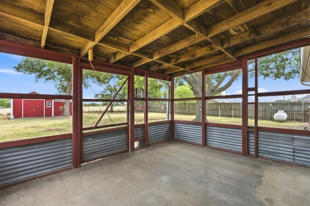 664 Woodard Lane Bruceville, TX 76630