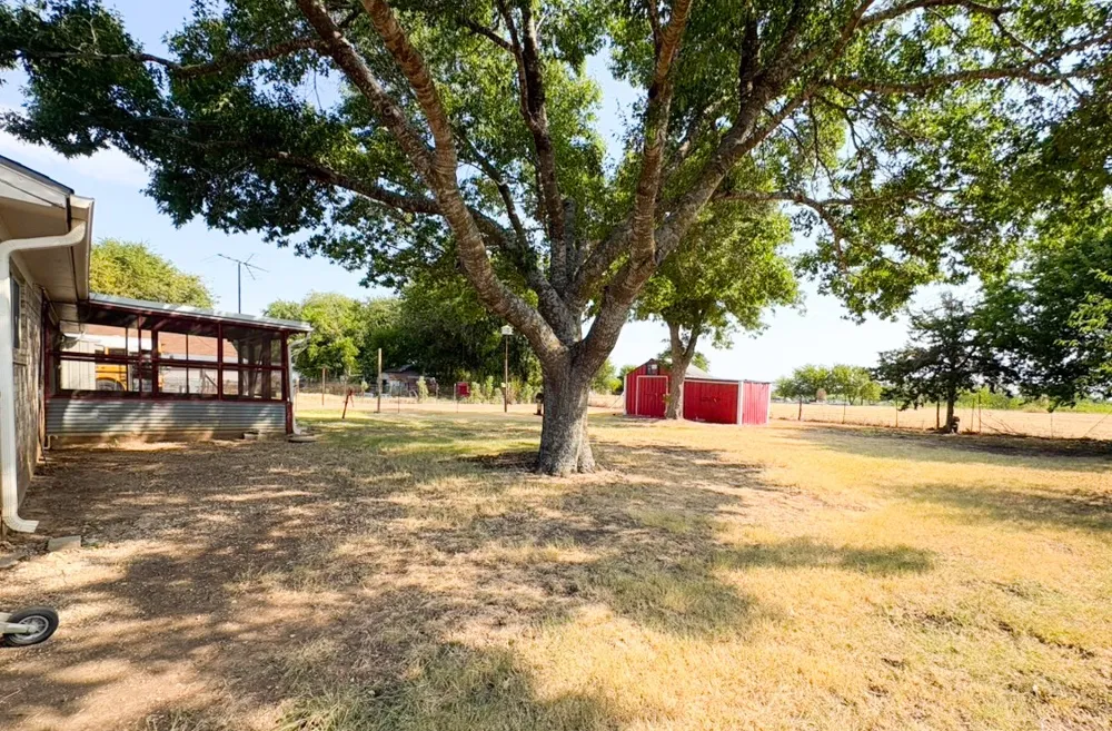 664 Woodard Lane Bruceville, TX 76630