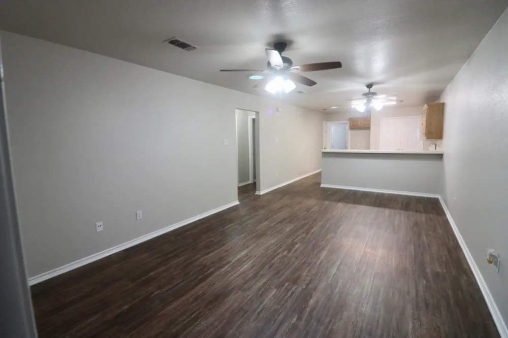 1124 W Spring Street Weatherford, TX 76086