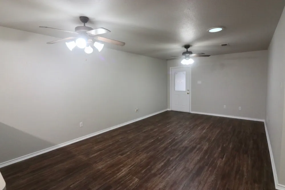1124 W Spring Street Weatherford, TX 76086