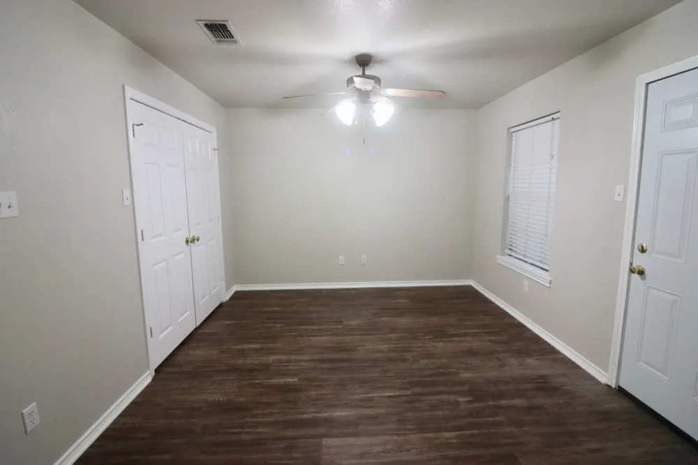1124 W Spring Street Weatherford, TX 76086