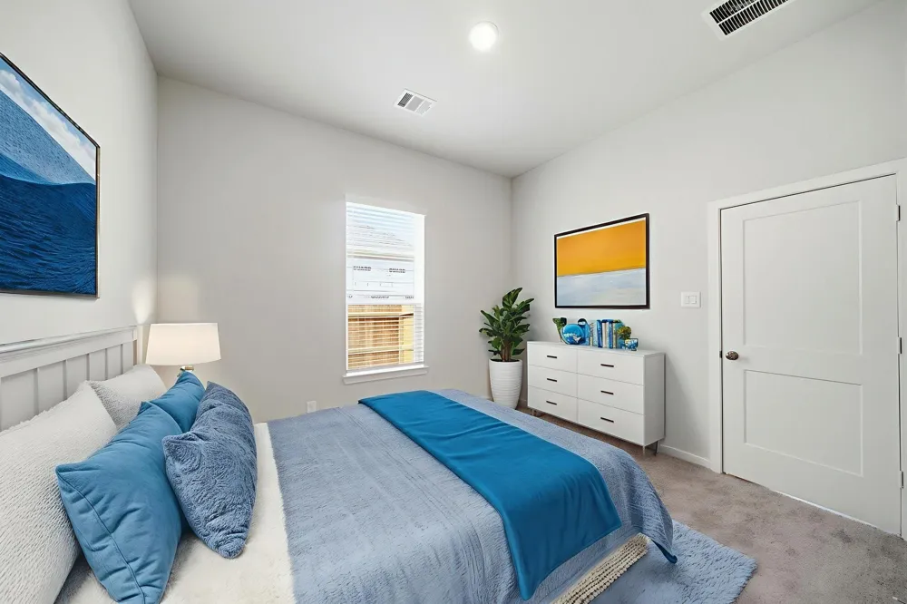 1616 Elm Court Angleton, TX 77515