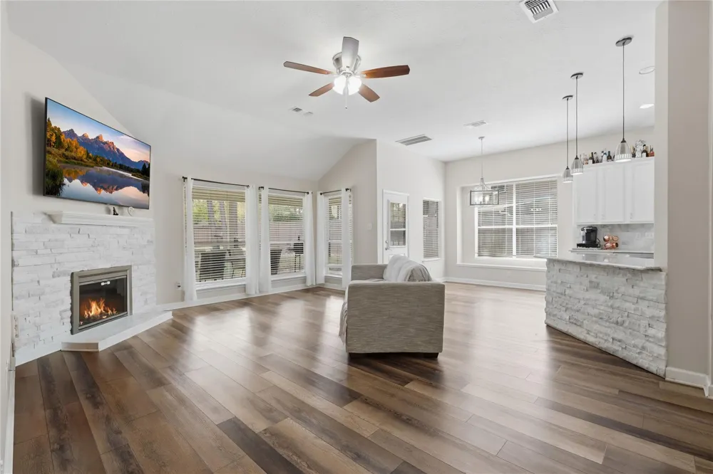 28826 Forest Hill Drive Magnolia, TX 77355