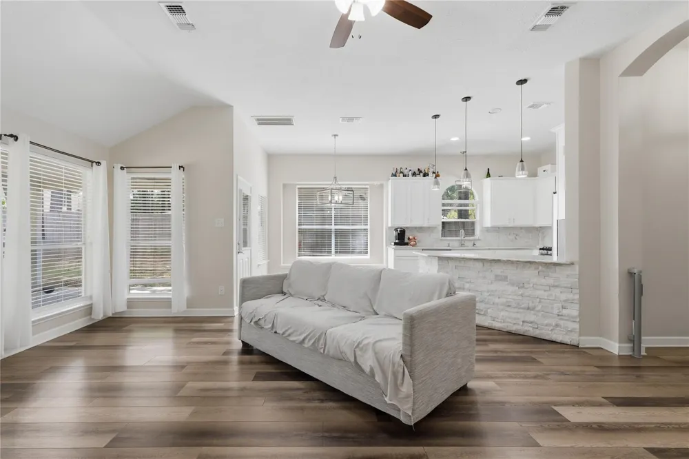 28826 Forest Hill Drive Magnolia, TX 77355