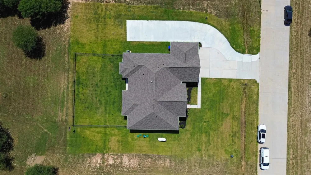 1131 Southfork Ranch Drive Sealy, TX 77474
