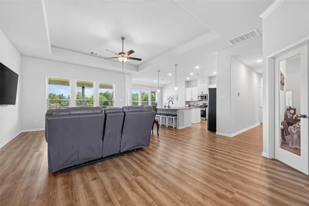 1131 Southfork Ranch Drive Sealy, TX 77474