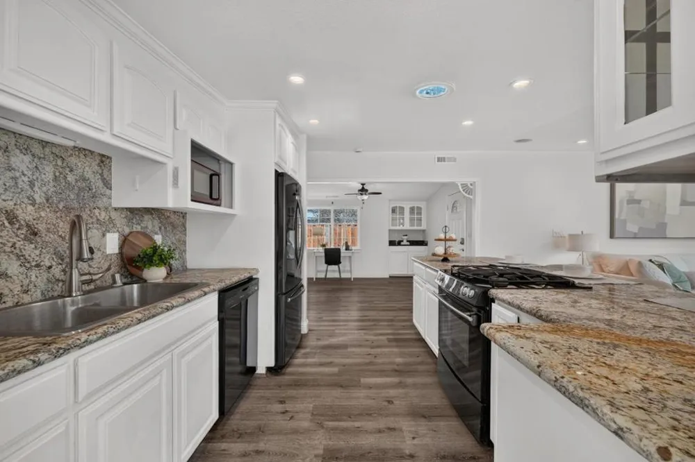 688 Woodhams Road Santa Clara, CA 95051