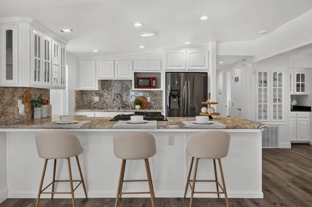 688 Woodhams Road Santa Clara, CA 95051