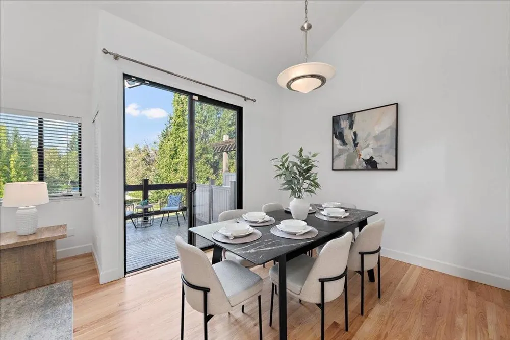 1691 Grant Road Mountain View, CA 94040