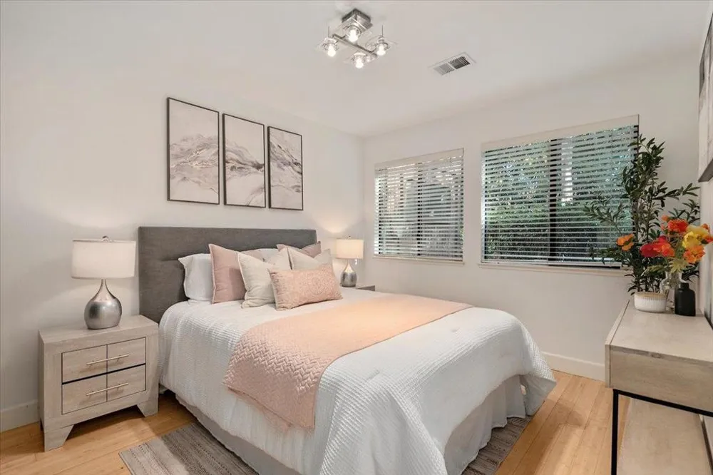 1691 Grant Road Mountain View, CA 94040