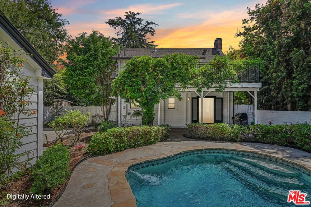 331 W Roses Road San Gabriel, CA 91775