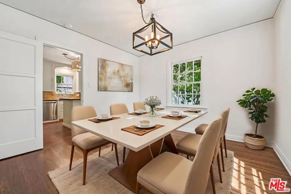 331 W Roses Road San Gabriel, CA 91775