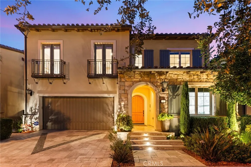 46 Shadybend Irvine, CA 92602