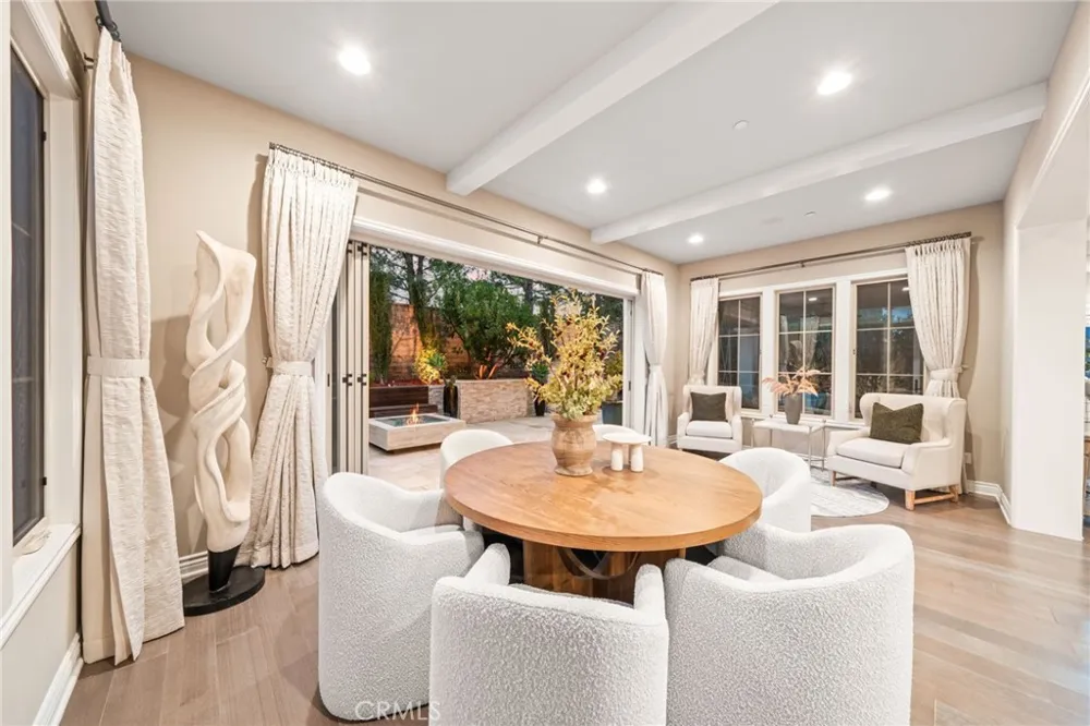 46 Shadybend Irvine, CA 92602