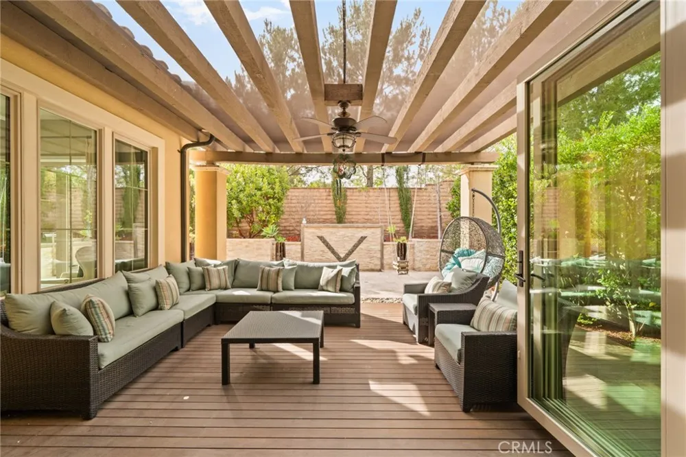 46 Shadybend Irvine, CA 92602