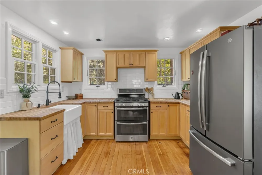 29241 Hazel Bell Silverado Canyon, CA 92676